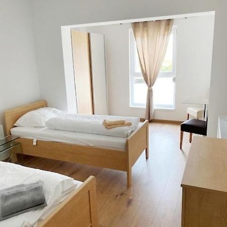 Gaestezimmer Oedenburgerstrasse Pottsching ภายนอก รูปภาพ