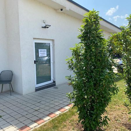 Gaestezimmer Oedenburgerstrasse Pottsching ภายนอก รูปภาพ